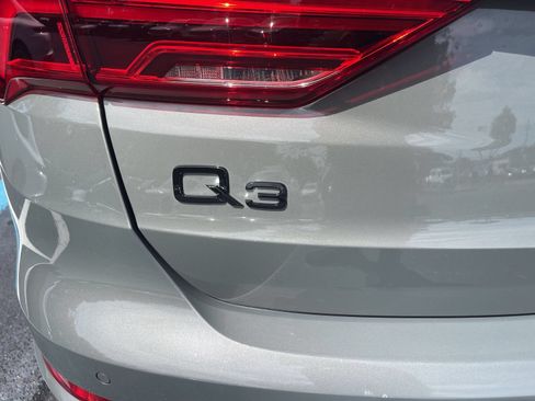 Used 2022 Audi Q3 2.0T Premium Plus AWD/4WD image 9