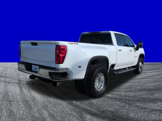Used 2025 Chevrolet Silverado 3500 LTZ w/ LTZ Plus Package AWD/4WD image 4