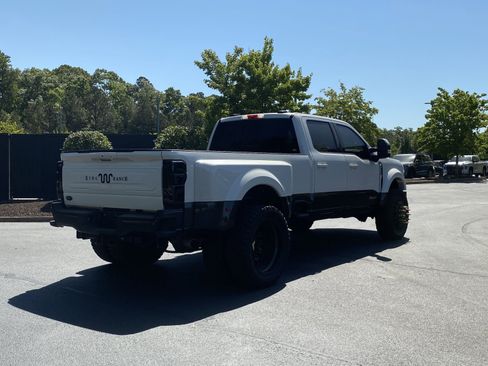 Used 2025 Ford F450 King Ranch w/ FX4 Off-Road Package image 3