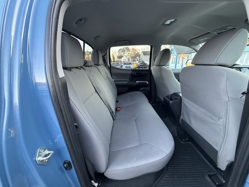Used 2019 Toyota Tacoma SR5 image 16