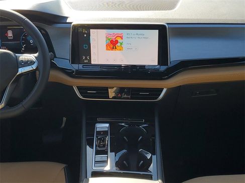 New 2026 Volkswagen Atlas Cross Sport SE image 17