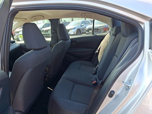Used 2025 Toyota Corolla LE FWD image 10
