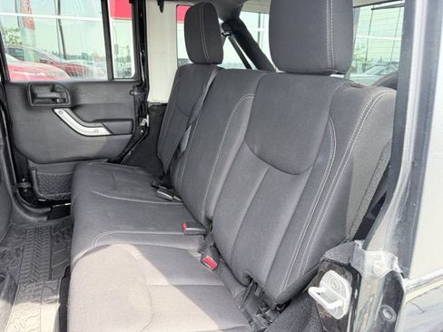 Used 2013 Jeep Wrangler Unlimited Sahara w/ Trailer Tow Group AWD/4WD image 18
