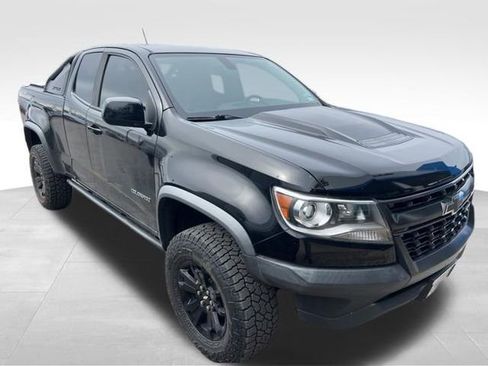 Used 2018 Chevrolet Colorado ZR2 w/ ZR2 Midnight Special Edition AWD/4WD image 17