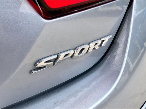 Used 2021 Honda Accord Sport image 10