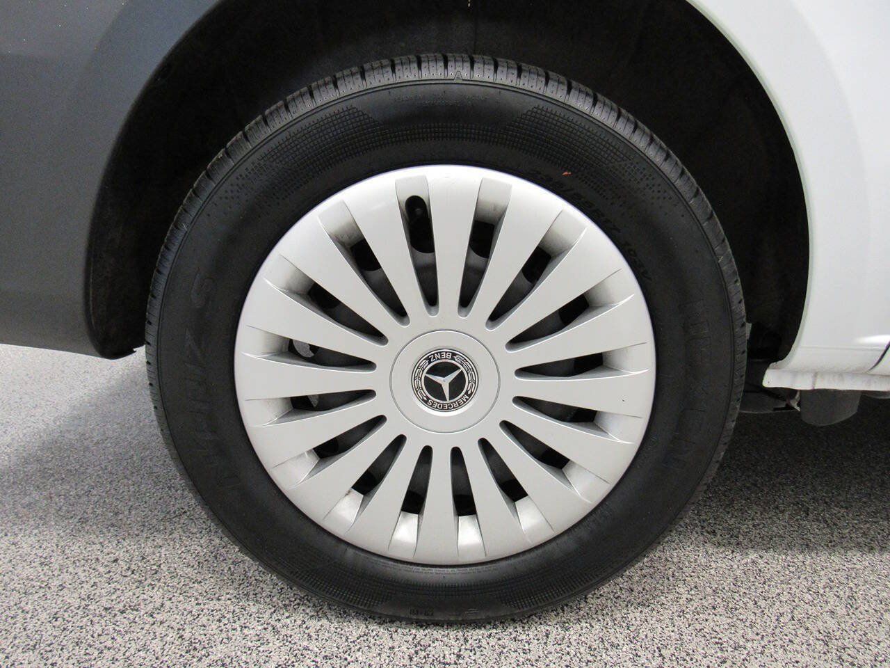 Used 2022 Mercedes-Benz Metris image 13