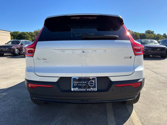 Certified 2024 Volvo XC40 B5 Core AWD/4WD image 6