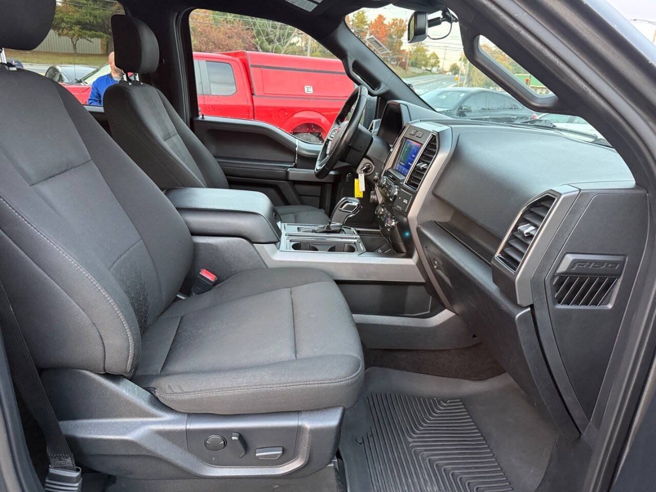 Used 2020 Ford F150 XLT w/ Equipment Group 302A Luxury AWD/4WD image 12