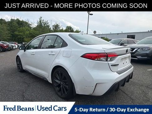 Used 2024 Toyota Corolla SE FWD image 6