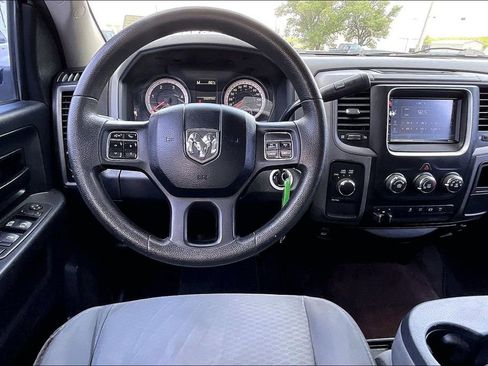 Used 2014 RAM 2500 Tradesman w/ Chrome Appearance Group AWD/4WD image 8