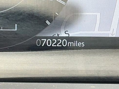 Used 2021 Land Rover Discovery HSE R-Dynamic AWD/4WD image 31