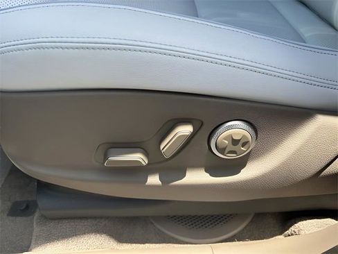 New 2026 Genesis GV70 2.5T Advanced AWD/4WD image 23