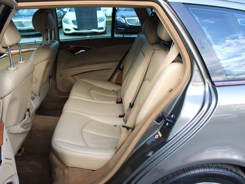 Used 2008 Mercedes-Benz E 350 4MATIC Wagon image 17