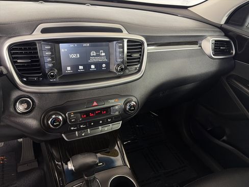 Used 2020 Kia Sorento EX AWD/4WD image 4