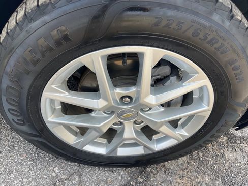 Used 2022 Chevrolet Equinox LT AWD/4WD image 14