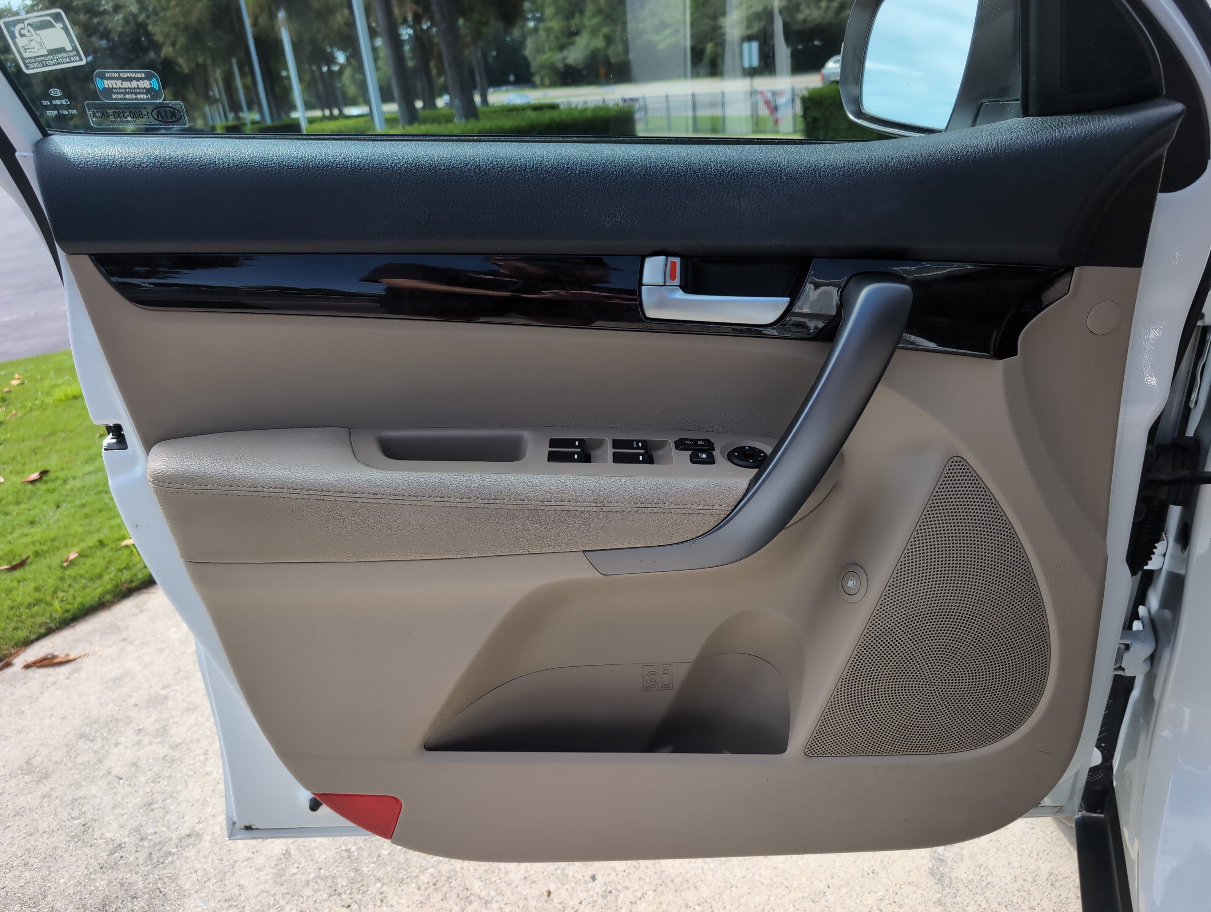 Used 2015 Kia Sorento LX FWD image 14