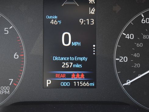 Used 2024 Toyota Corolla LE w/ LE Convenience Package FWD image 12