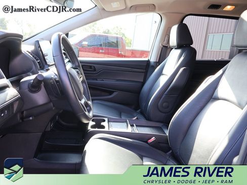 Used 2025 Honda Odyssey EX-L image 22