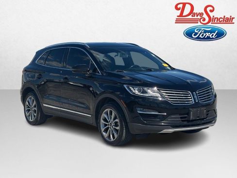 Used 2018 Lincoln MKC Select w/ Select Plus Package AWD/4WD image 4