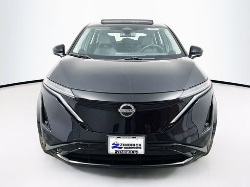 Used 2024 Nissan Ariya AWD image 2