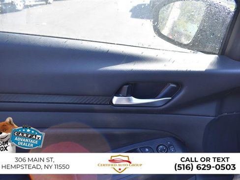 Used 2025 Nissan Altima 2.5 SV FWD image 12