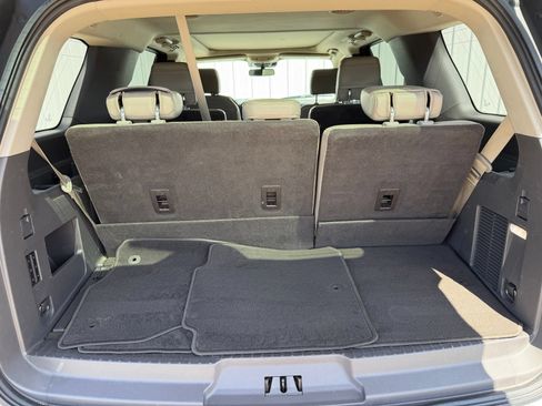 Used 2019 Ford Expedition Limited w/ Texas Edition Package RWD image 42