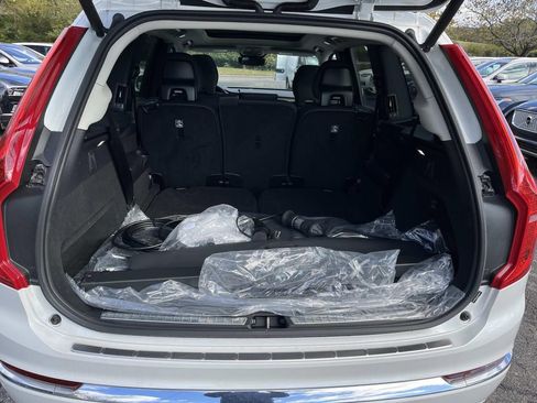Used 2025 Volvo XC90 T8 Core w/ Protection Package Premier image 12
