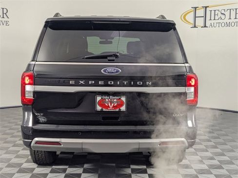 Used 2024 Ford Expedition Max XLT image 6