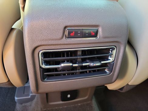 Used 2022 Lincoln Corsair Reserve w/ Equipment Group 201A image 12