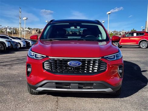 Used 2023 Ford Escape Platinum w/ Premium Technology Package image 8