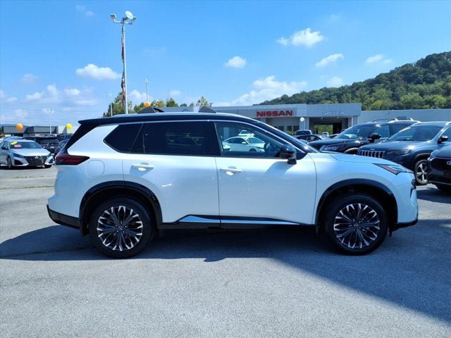 Certified 2026 Nissan Rogue Platinum w/ Platinum Premium Package AWD/4WD image 4
