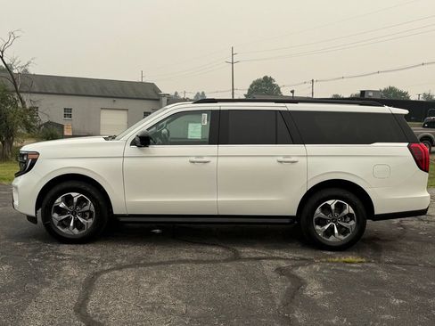 New 2027 Ford Expedition Max Active AWD/4WD image 2