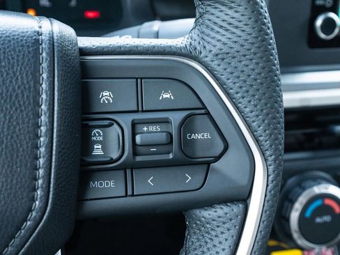 New 2025 Toyota Tacoma SR5 image 18