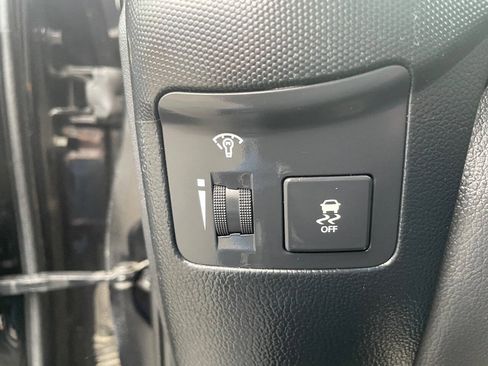 Used 2012 Kia Soul + FWD image 12