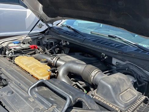 Used 2018 Ford F150 XLT w/ Equipment Group 302A Luxury AWD/4WD image 21