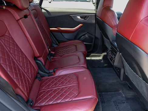 Used 2022 Audi SQ8 Premium Plus AWD/4WD image 18