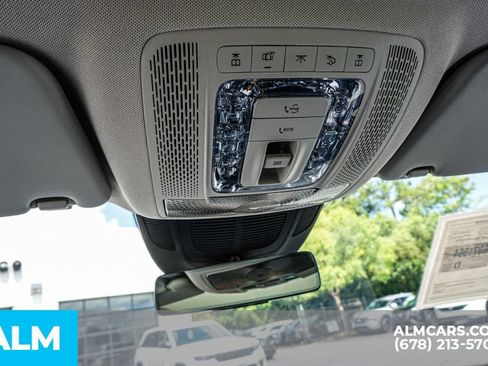 Used 2024 Mercedes-Benz GLS 450 4MATIC image 36
