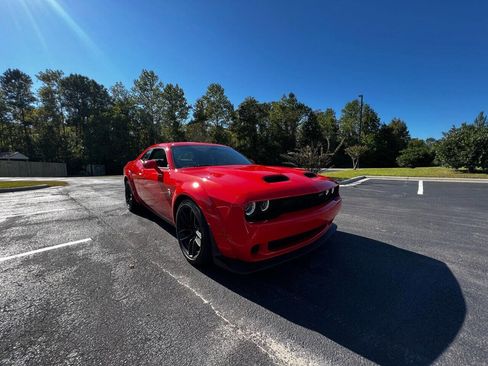Used 2023 Dodge Challenger SRT Hellcat w/ Driver Convenience Group image 6