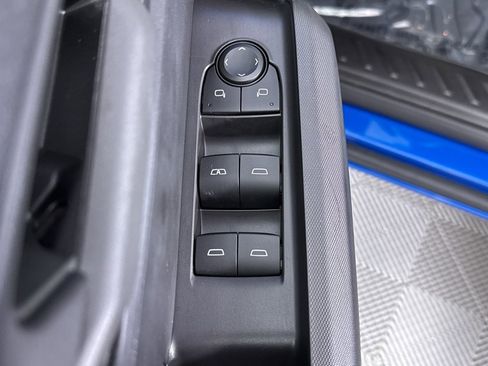 Used 2023 Chevrolet Colorado Trail Boss w/ Technology Package AWD/4WD image 21