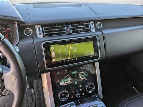 Used 2020 Land Rover Range Rover Long Wheelbase HSE image 11