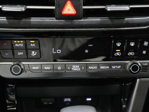 Used 2025 Kia Seltos S FWD image 18