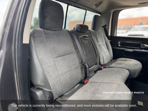 Used 2018 RAM 3500 Laramie AWD/4WD image 13