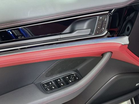 New 2026 Porsche Panamera image 20