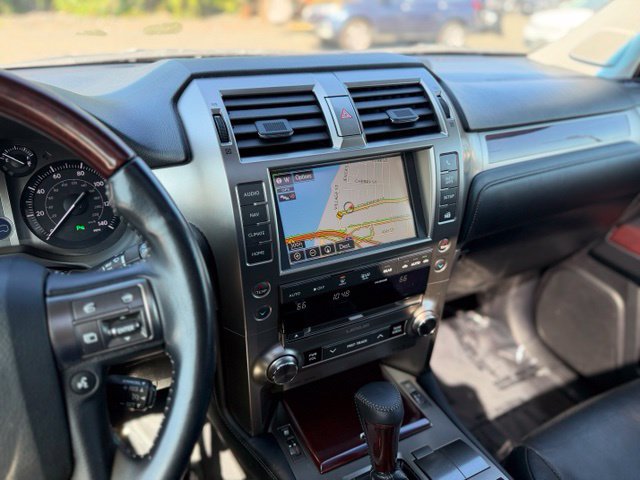 Used 2015 Lexus GX 460 w/ Premium Package AWD/4WD image 25
