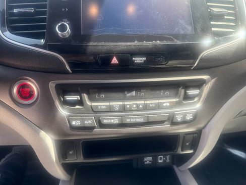 Certified 2023 Honda Ridgeline RTL image 15