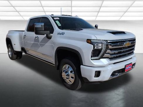 New 2026 Chevrolet Silverado 3500 High Country w/ High Country Premium Package image 1
