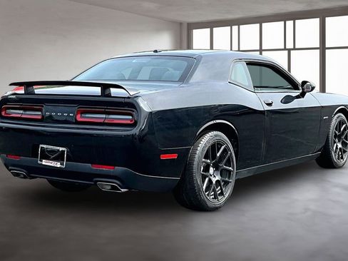 Used 2015 Dodge Challenger R/T w/ Quick Order Package 22B R/T RWD image 3