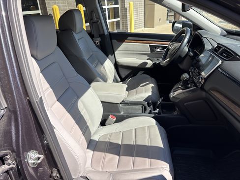 Used 2018 Honda CR-V Touring image 33