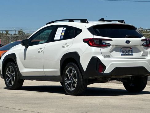 Used 2026 Subaru Crosstrek 2.5i Premium AWD/4WD image 5