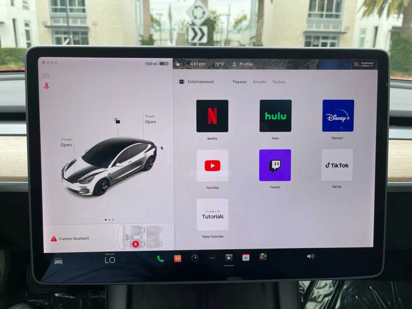 Used 2023 Tesla Model 3 Standard Range RWD image 12